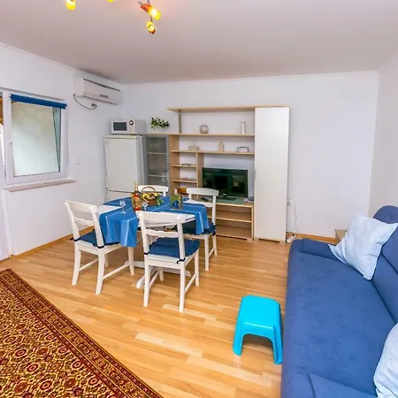 Pava * Rogoznica (Sibenik-Knin)